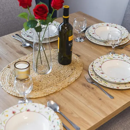 Appartement Polarna Escape With Balcony Bratislava