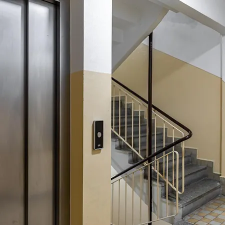 Appartement Polarna Escape With Balcony Bratislava