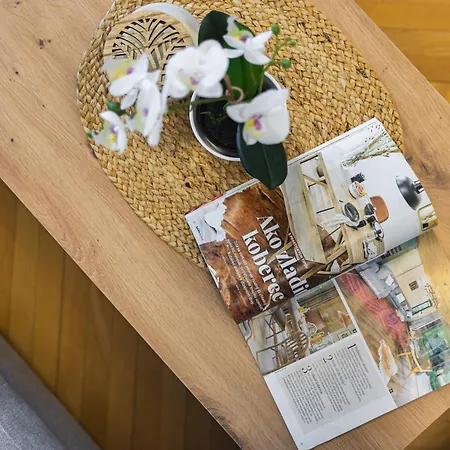 Polarna Escape With Balcony