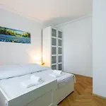 Polarna Escape With Balcony Apartmán Bratislava
