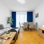 Polarna Escape With Balcony