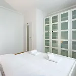 Polarna Escape With Balcony דירה *